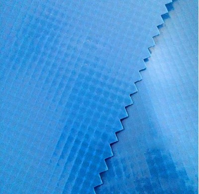 SZ-BQ  高密度TPU 300D雙面復合夾網布  克重：653G   用途：帳篷、箱包、靠墊  2.5層 45度照